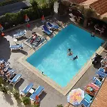 ホテル Kivilcim